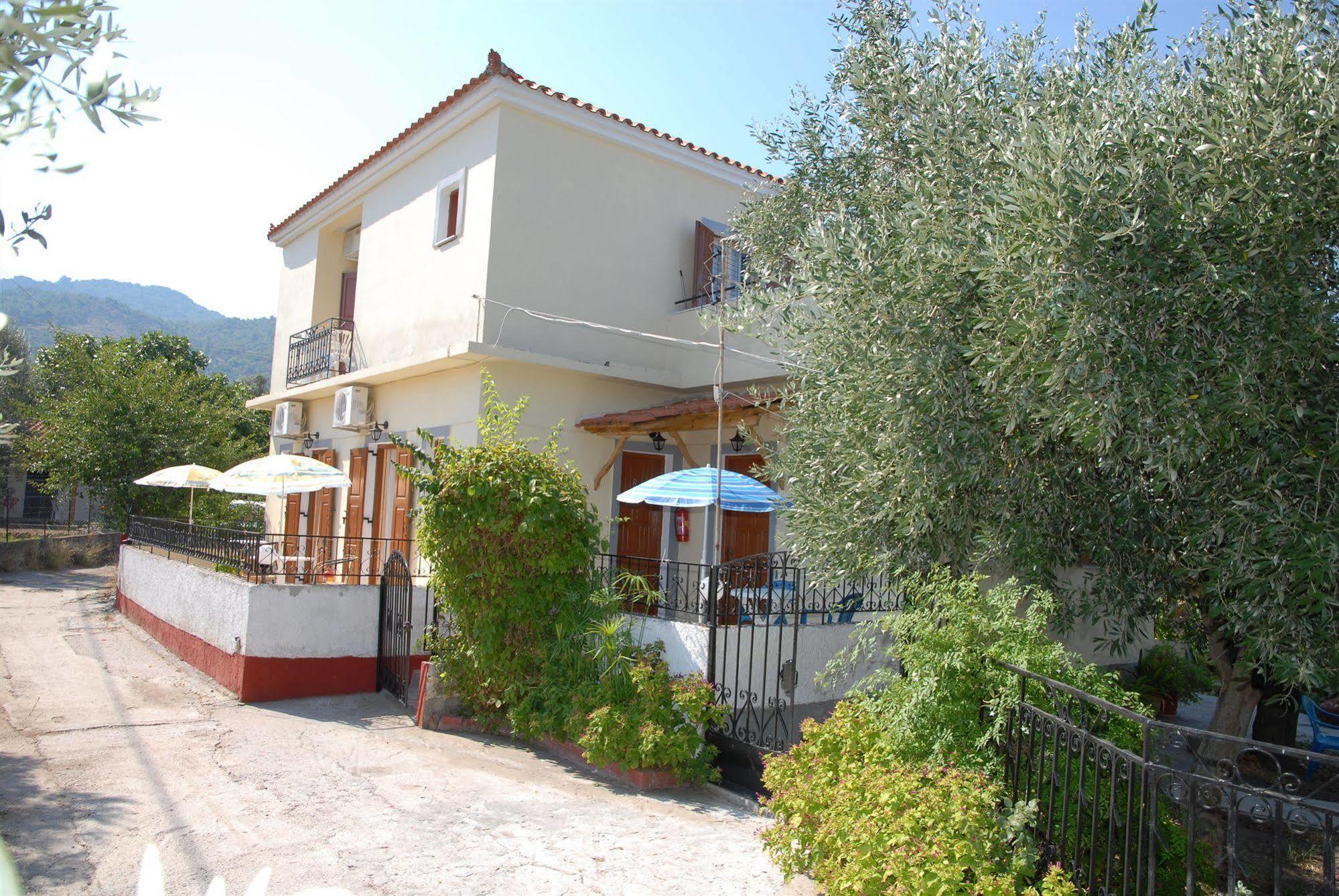 Vassilis Studios Anaxos Exterior foto